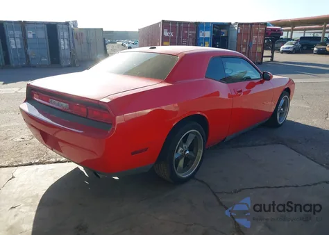 2010 Dodge Challenger Se z USA, uszkodzony, nr VIN 2B3CJ4DV3AH321634